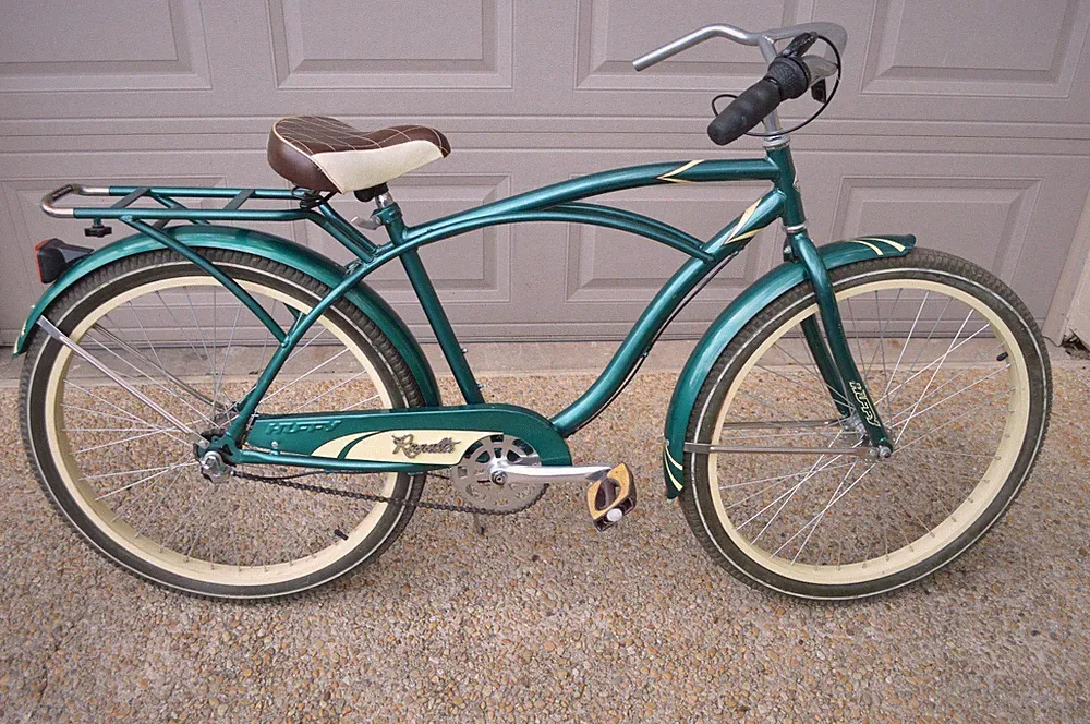 HUFFY REGATTA 3-SPD NEXUS SHIMANO VINTAGE BIKE CRUISER BICYCLE, 26" WHEELS