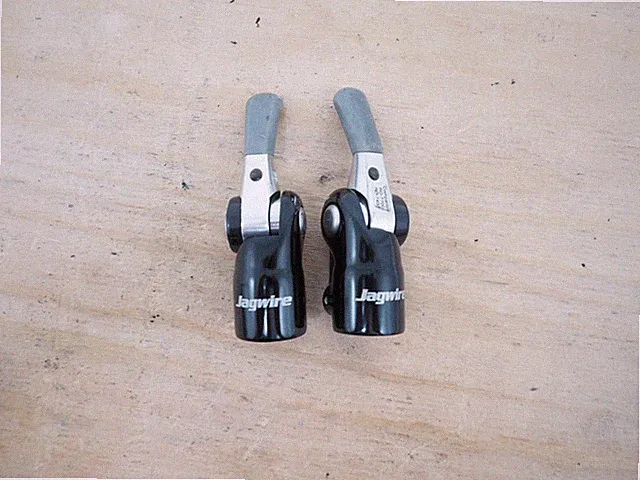 Jagwire BarCon Triathlon Shifter Mounts w/ 9-Speed Shimano Friction Shifters