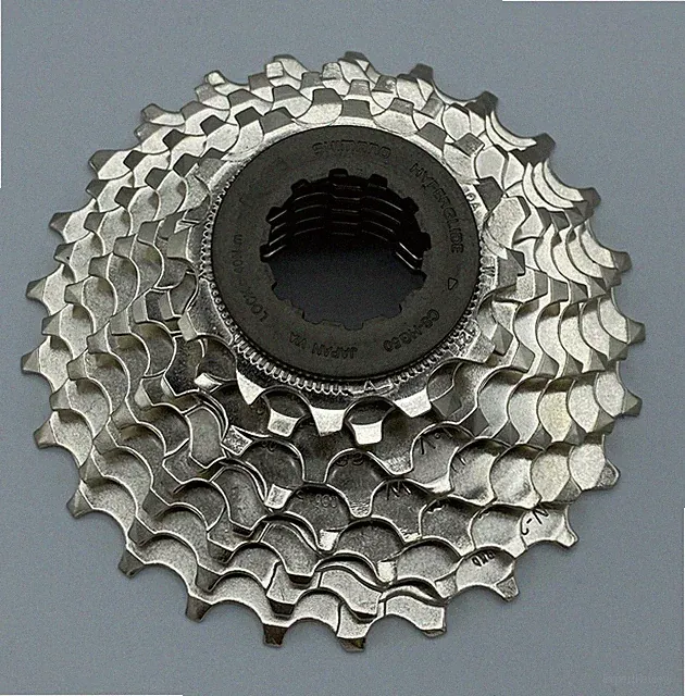 Shimano Claris/Sora CS-HG50 Cassette-8 Speed 12-25t Silver Road Bike Japan